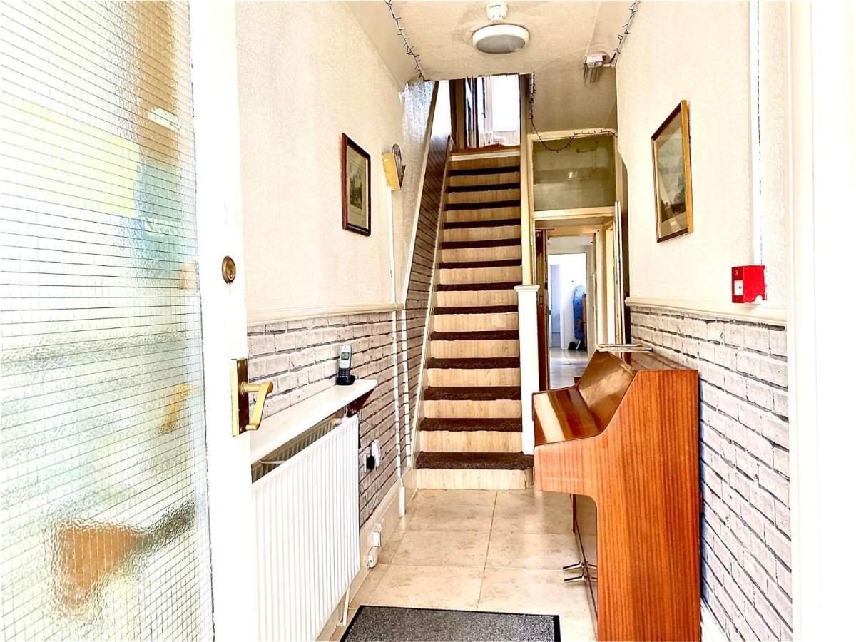 Number 36 Bed and Breakfast Blackpool Exteriör bild